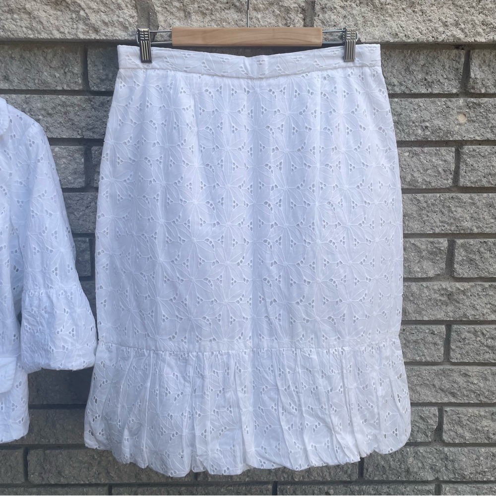 Monroe & Main White Embroidered Eyelet Bubble Hem Blazer & Skirt Set Size 12 L - Picture 6 of 10